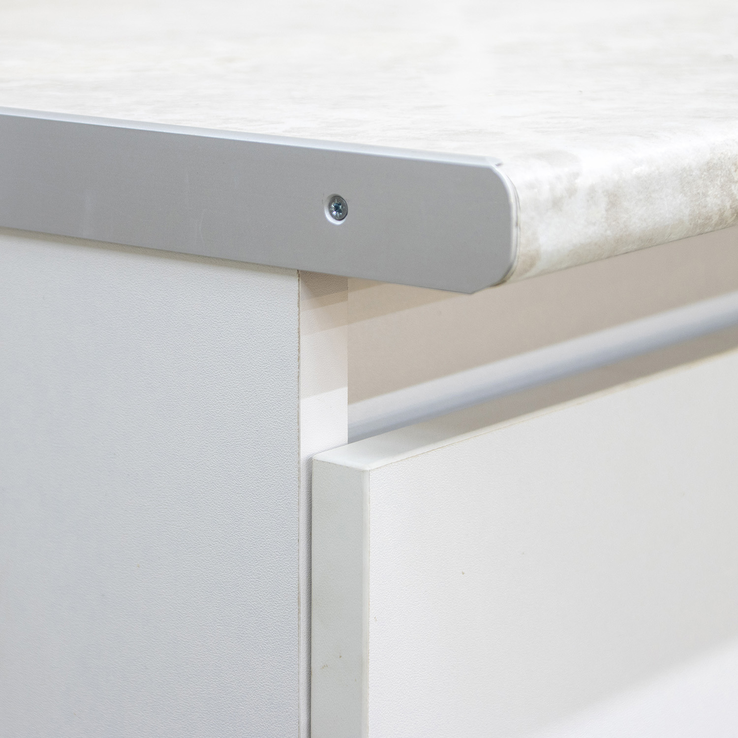 Шкаф напольный 600х850х600 мм BROZEX-WOOD Стиль, с двумя дверцами, белый