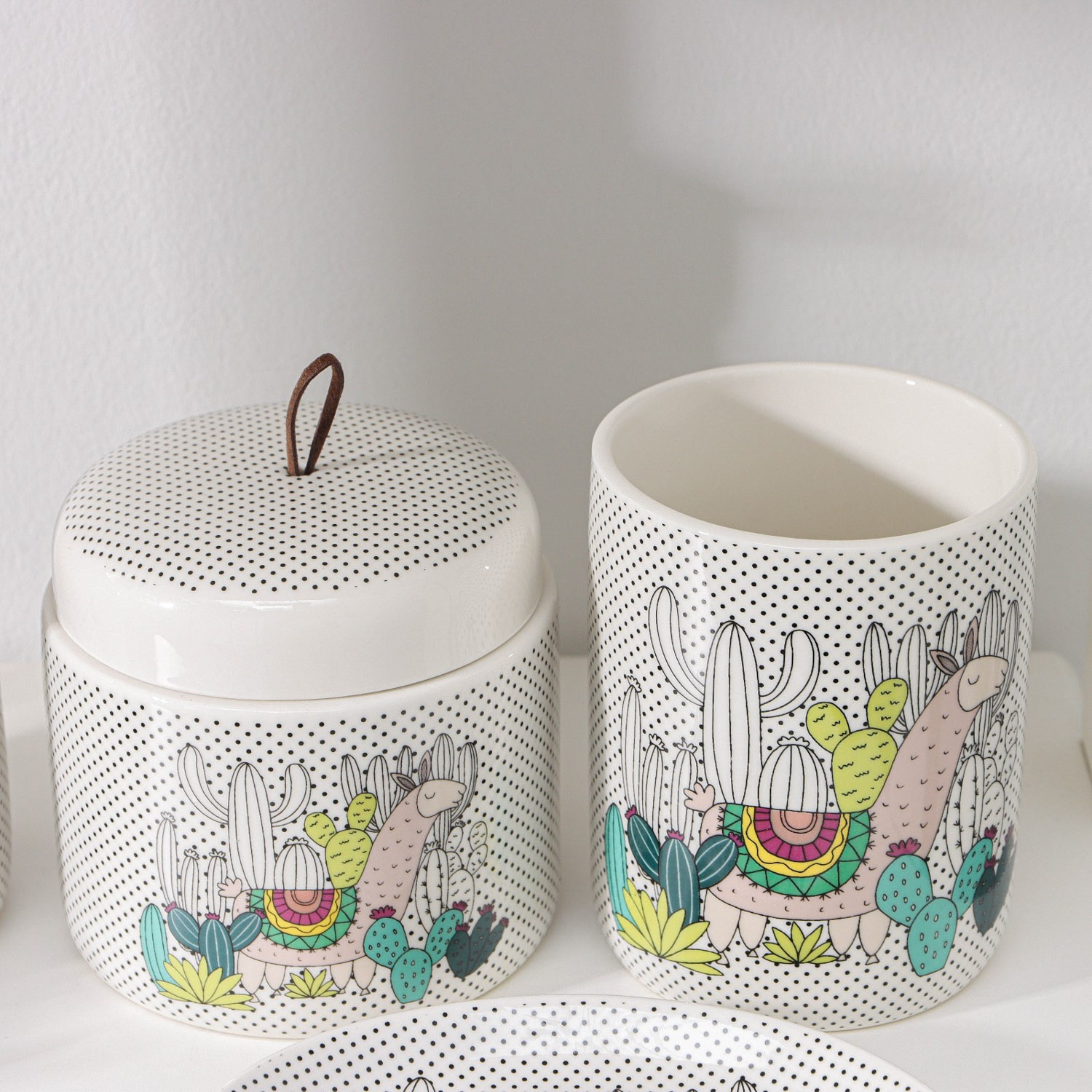 Набор для ванной "Фауна", 4 предмета (мыльница, дозатор для мыла, 2 стакана), цвет МИКС   4439045