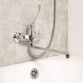 Смеситель универсальный "Potato"плоский излив с переключ. душа (хирургический) P2237 *1/10