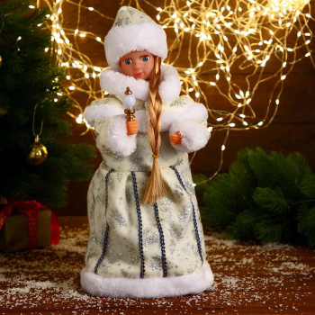 Снегурочка "Белая шубка" 40 см, с посохом   3555392