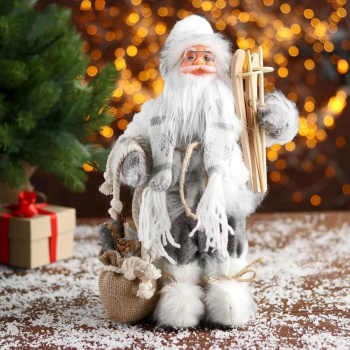 Дед Мороз "В белой шубке с лыжами" 18х30 см 5036026